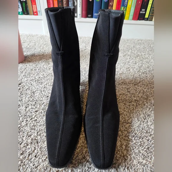 Stuart Weitzman Gore-Tex Black Heeled Boots 7.5 - Picture 11 of 16
